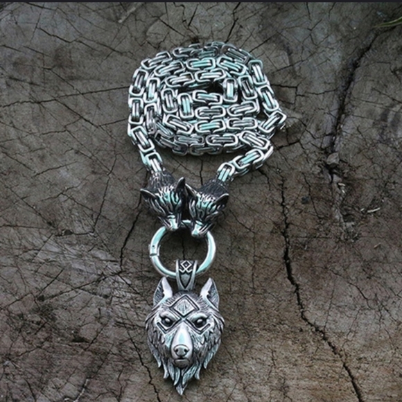 Versatile Nordic Viking Stainless Wolf Head Necklace Statement piece - Picture 3 of 14